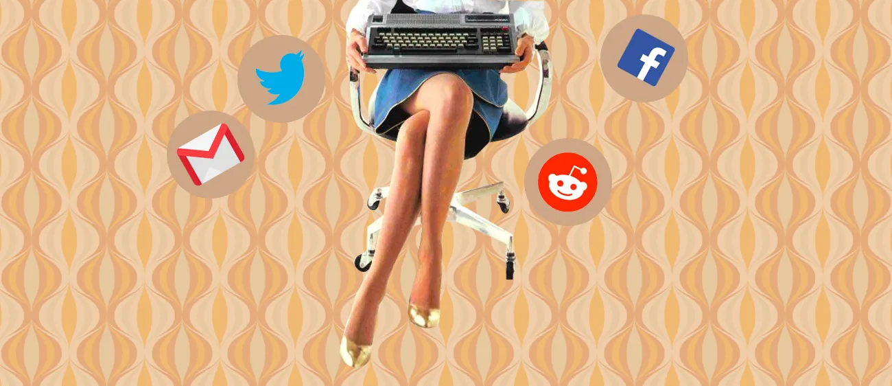 Коллеги весь день отвлекаются на фейсбук. Как это назвать по-английски?